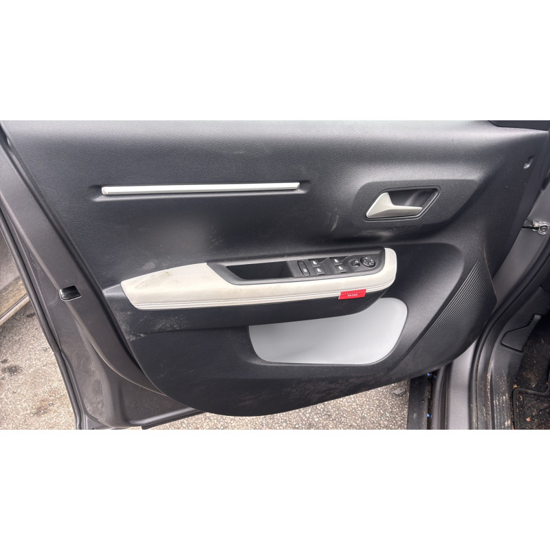 CITROEN C3 4 1.2 PURETECH - 12V TURBO Photo n°10