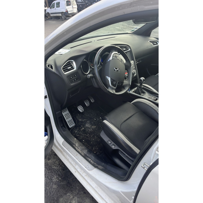 CITROEN DS4 PHASE 1 1.6 HDI - 8V TURBO Photo n°6