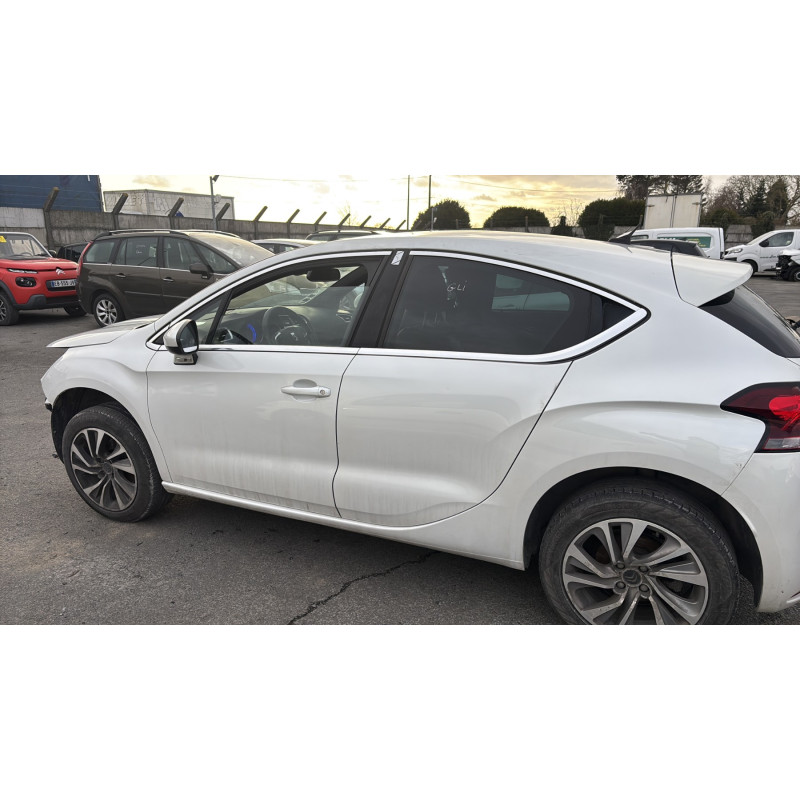 CITROEN DS4 PHASE 1 1.6 HDI - 8V TURBO Photo n°18