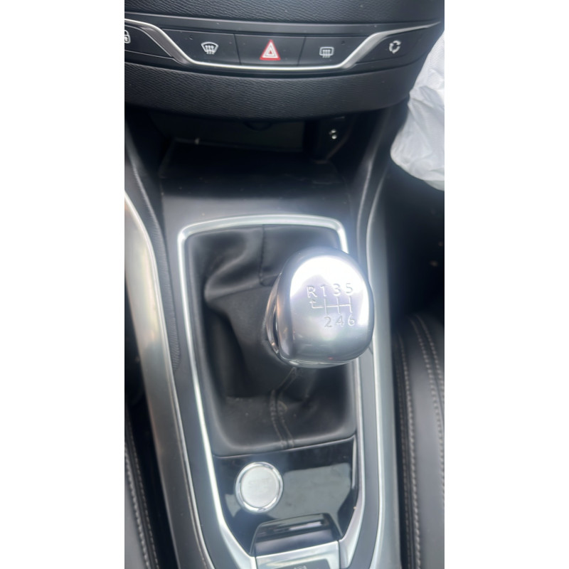 PEUGEOT 308 2 PHASE 1 1.6 HDI - 8V TURBO Photo n°8