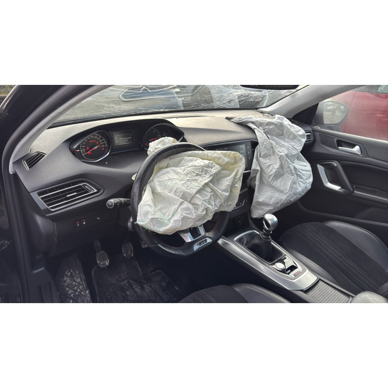 PEUGEOT 308 2 PHASE 1 1.6 HDI - 8V TURBO Photo n°24
