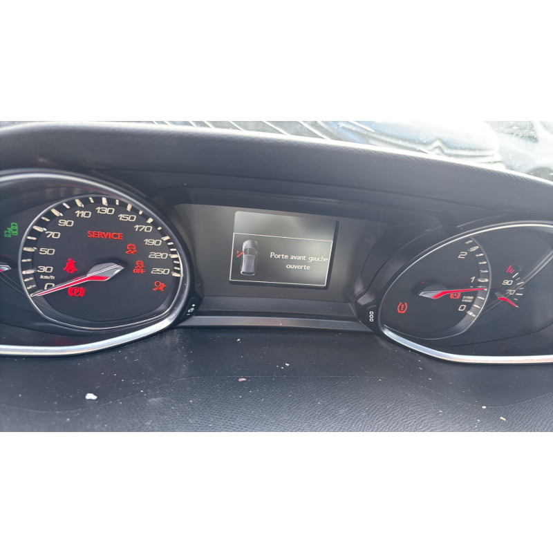 PEUGEOT 308 2 PHASE 1 1.6 HDI - 8V TURBO Photo n°28