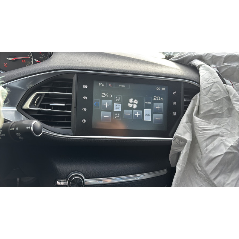 PEUGEOT 308 2 PHASE 1 1.6 HDI - 8V TURBO Photo n°30