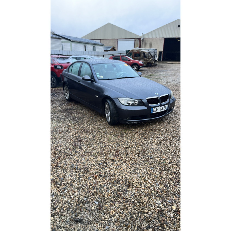 BMW SERIE 3 E90 PHASE 1 320d 2.0D - 16V TURBO Photo n°2