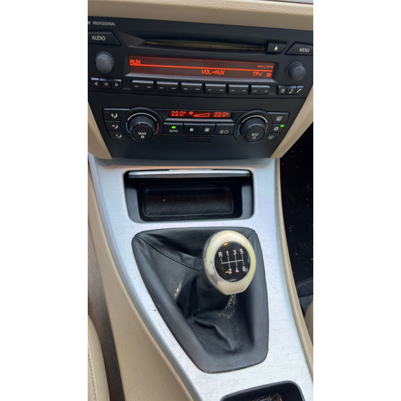 BMW SERIE 3 E90 PHASE 1 320d 2.0D - 16V TURBO Photo n°8