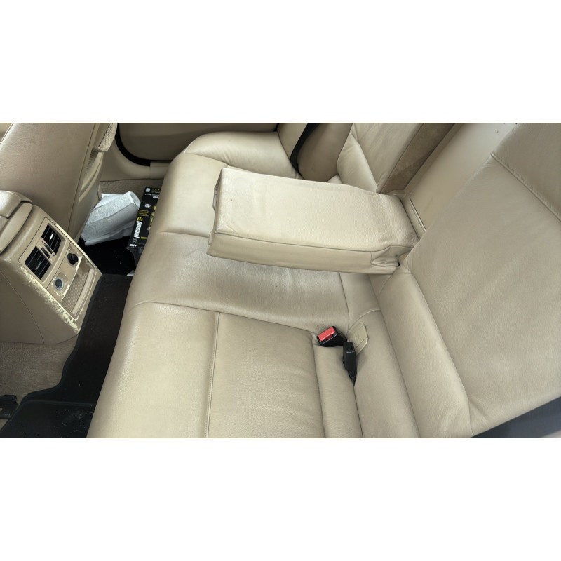 BMW SERIE 3 E90 PHASE 1 320d 2.0D - 16V TURBO Photo n°24