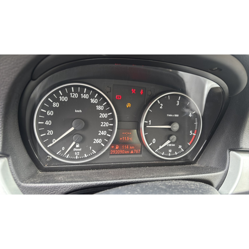 BMW SERIE 3 E90 PHASE 1 320d 2.0D - 16V TURBO Photo n°26