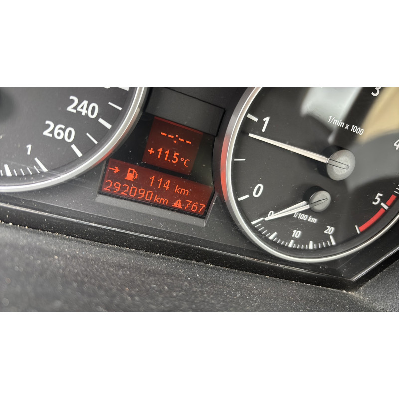 BMW SERIE 3 E90 PHASE 1 320d 2.0D - 16V TURBO Photo n°27