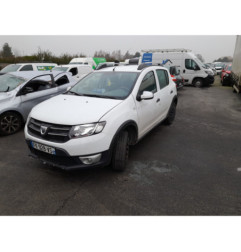 DACIA SANDERO 2 PHASE 1 0.9i - 12V TURBO TCE 90 Photo n°1
