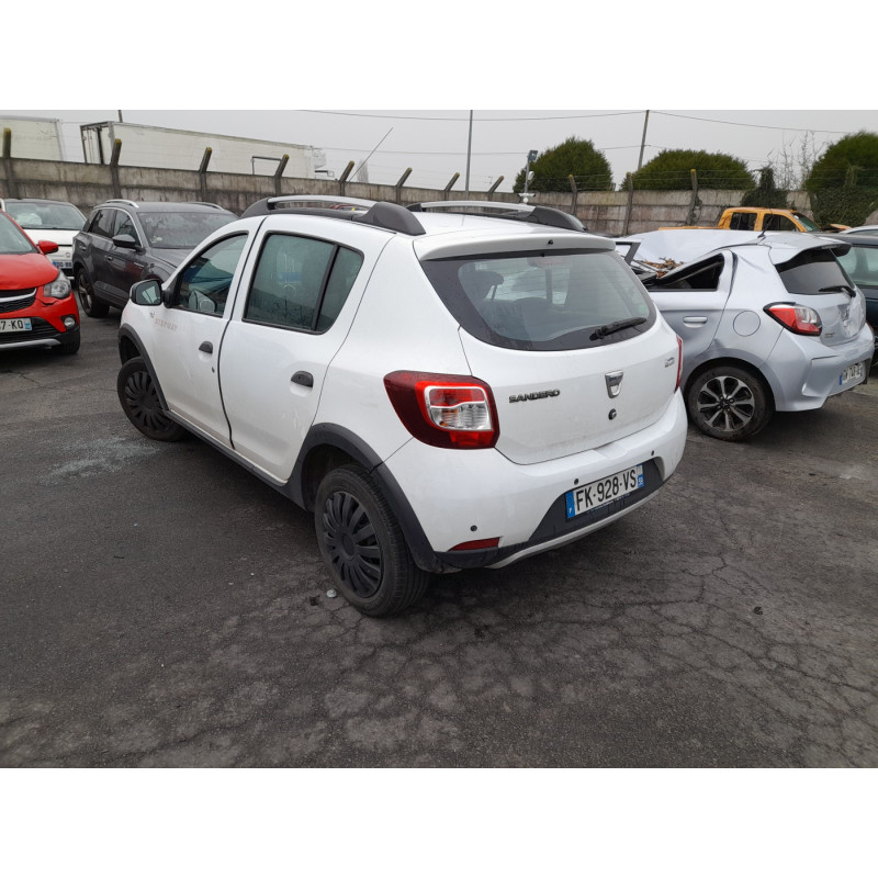 DACIA SANDERO 2 PHASE 1 0.9i - 12V TURBO TCE 90 Photo n°4