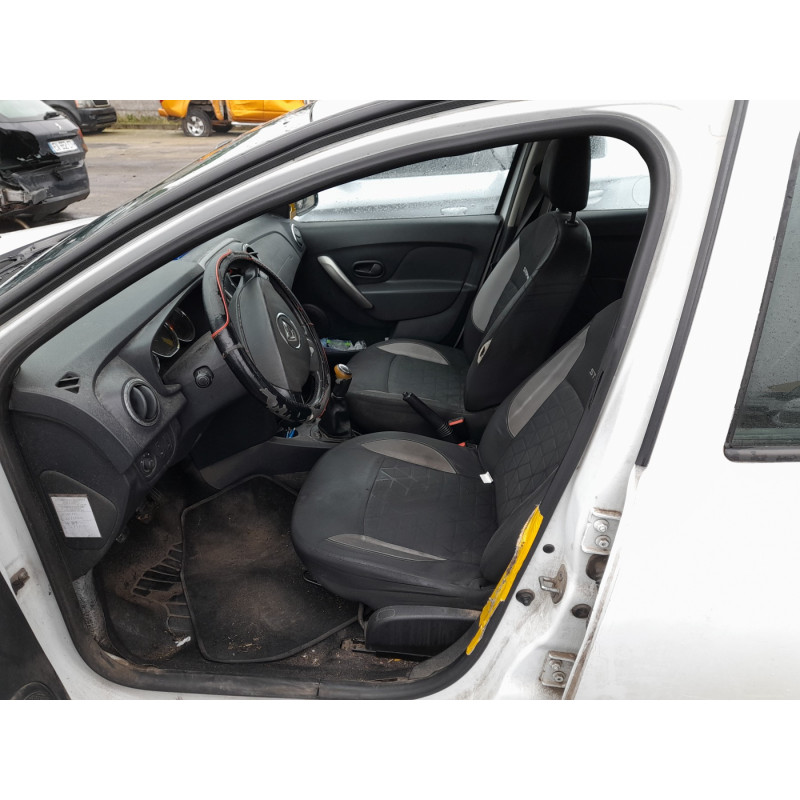 DACIA SANDERO 2 PHASE 1 0.9i - 12V TURBO TCE 90 Photo n°7