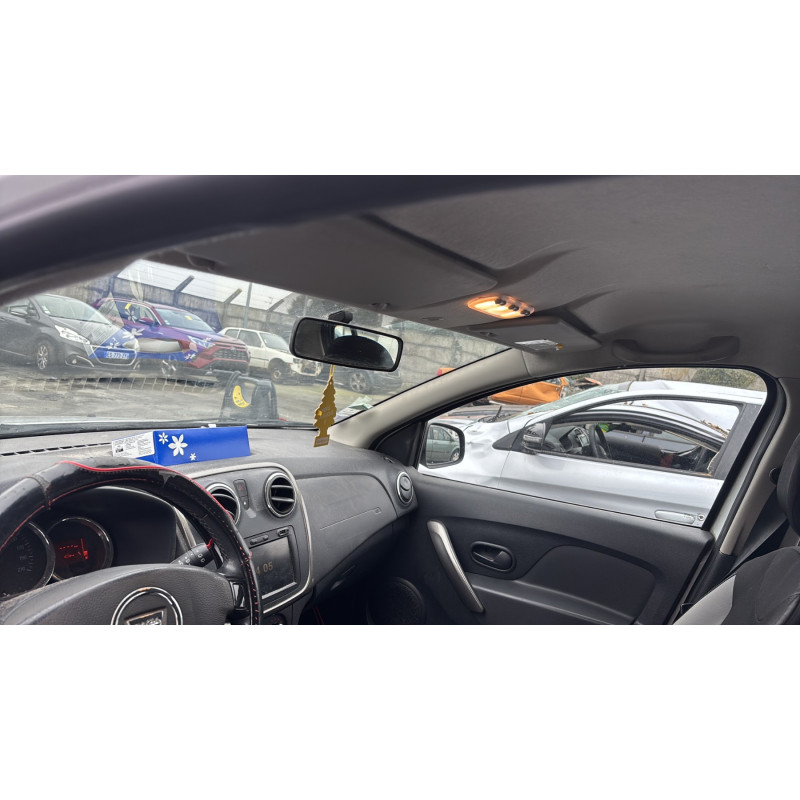 DACIA SANDERO 2 PHASE 1 0.9i - 12V TURBO TCE 90 Photo n°17