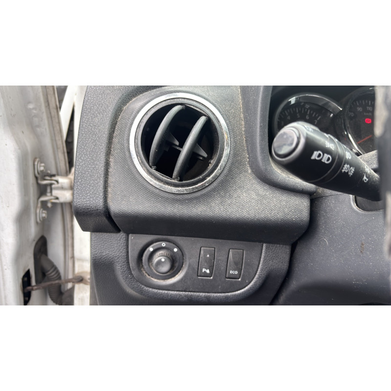 DACIA SANDERO 2 PHASE 1 0.9i - 12V TURBO TCE 90 Photo n°20