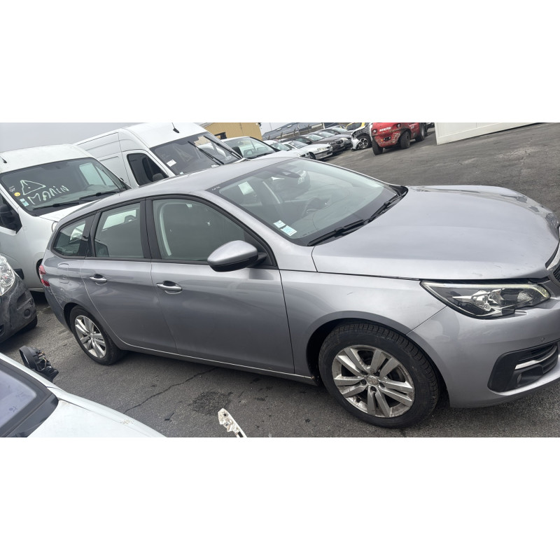 PEUGEOT 308 2 SW PHASE 2 BREAK 1.5 BLUE HDI - 16V TURBO Photo n°14