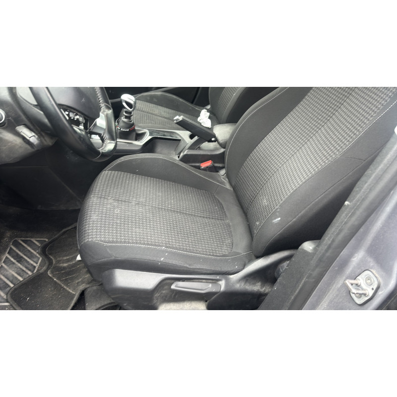PEUGEOT 308 2 SW PHASE 2 BREAK 1.5 BLUE HDI - 16V TURBO Photo n°19
