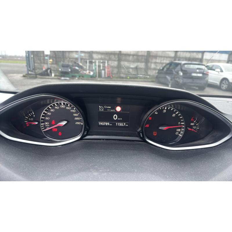 PEUGEOT 308 2 SW PHASE 2 BREAK 1.5 BLUE HDI - 16V TURBO Photo n°23