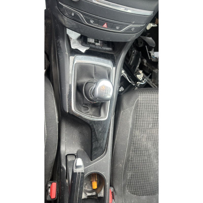 PEUGEOT 308 2 SW PHASE 2 BREAK 1.5 BLUE HDI - 16V TURBO Photo n°24