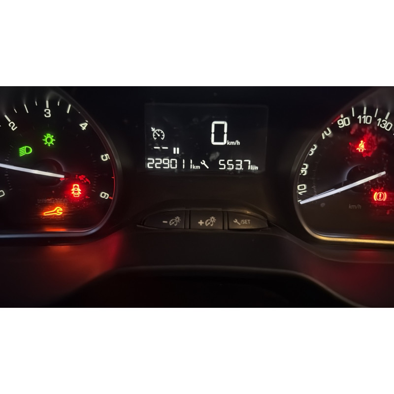 PEUGEOT 208 1 PHASE 2 1.6 BLUE HDI - 8V TURBO Photo n°4
