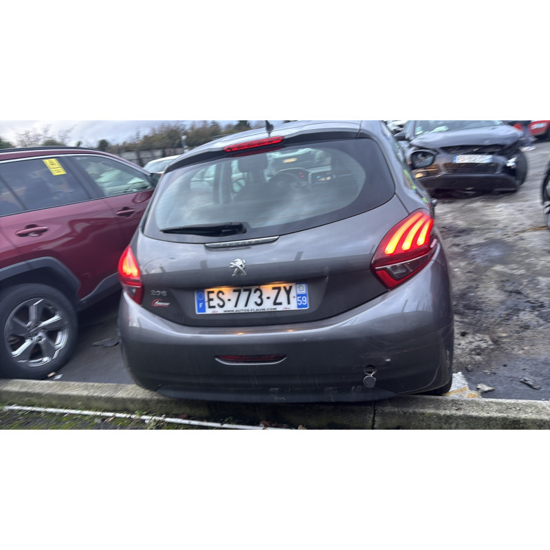 PEUGEOT 208 1 PHASE 2 1.6 BLUE HDI - 8V TURBO Photo n°13