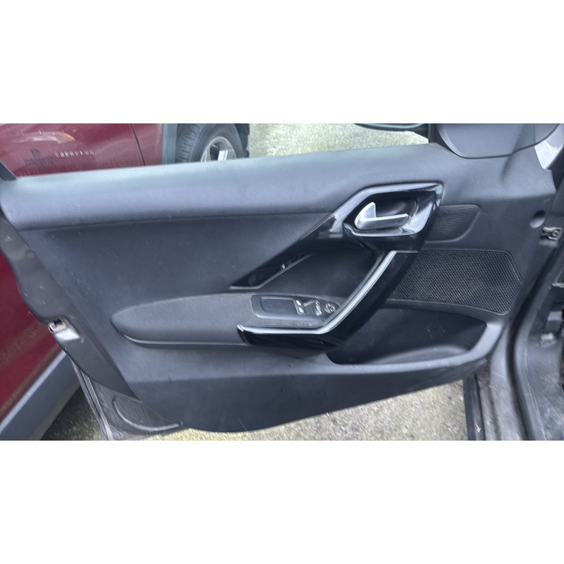 PEUGEOT 208 1 PHASE 2 1.6 BLUE HDI - 8V TURBO Photo n°17