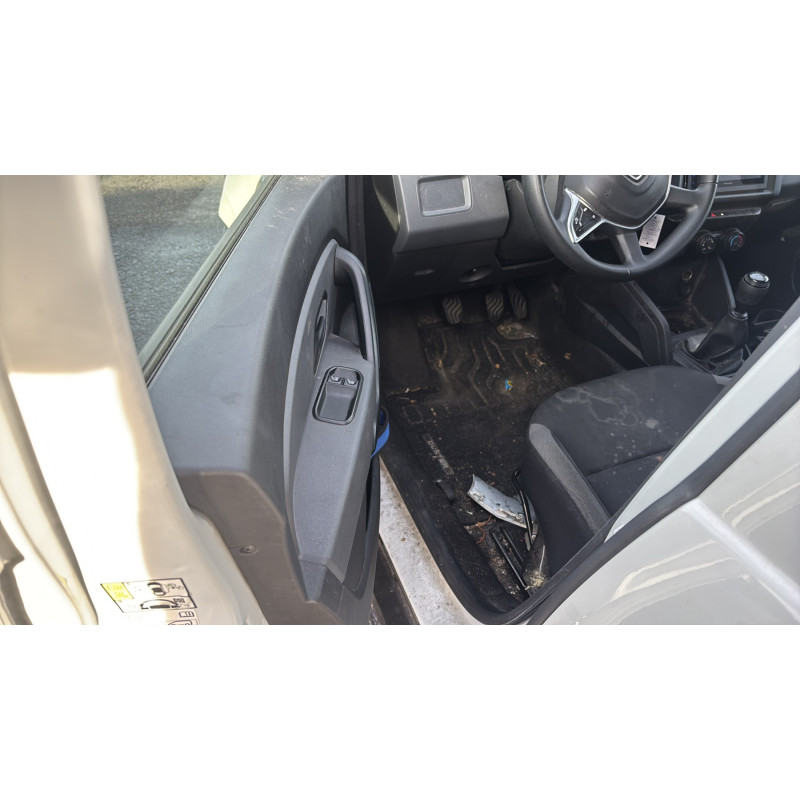 DACIA DUSTER 2 PHASE 1 1.5 BLUE DCI - 8V TURBO Photo n°14