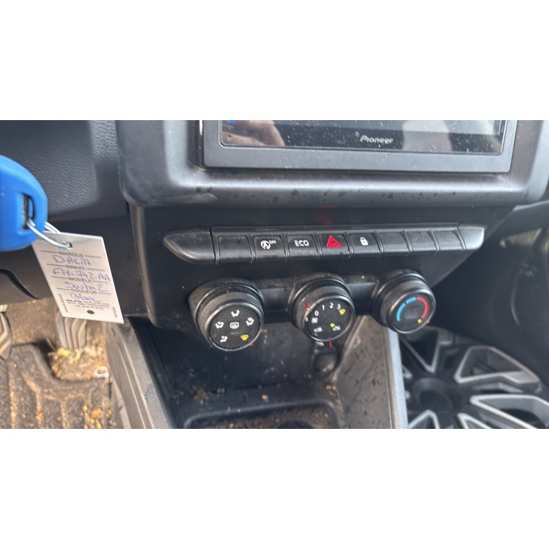 DACIA DUSTER 2 PHASE 1 1.5 BLUE DCI - 8V TURBO Photo n°23