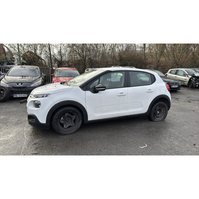 CITROEN C3 3 PHASE 1 1.2 VTI - 12V Photo n°3