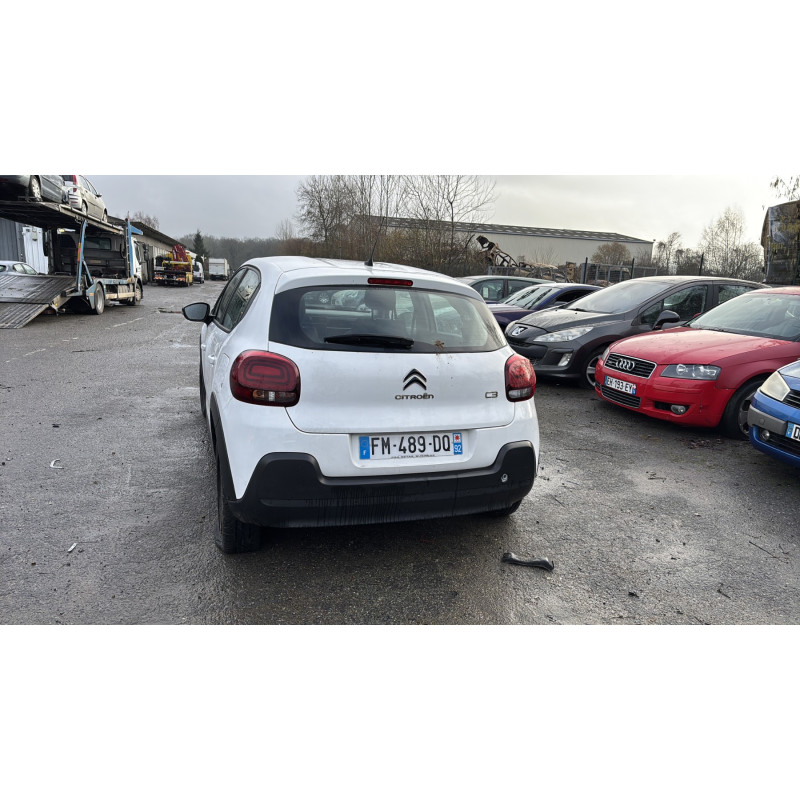 CITROEN C3 3 PHASE 1 1.2 VTI - 12V Photo n°4