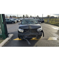 DACIA SANDERO 2 PHASE 2 0.9i - 12V TURBO TCE 90 Photo n°1