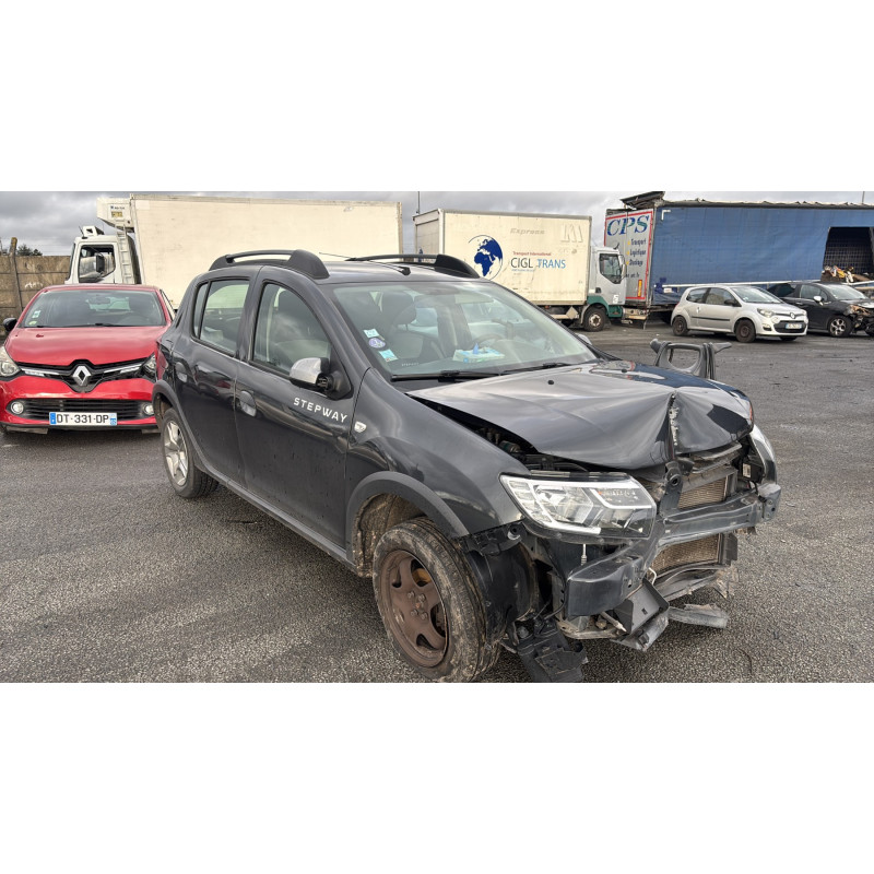 DACIA SANDERO 2 PHASE 2 0.9i - 12V TURBO TCE 90 Photo n°15