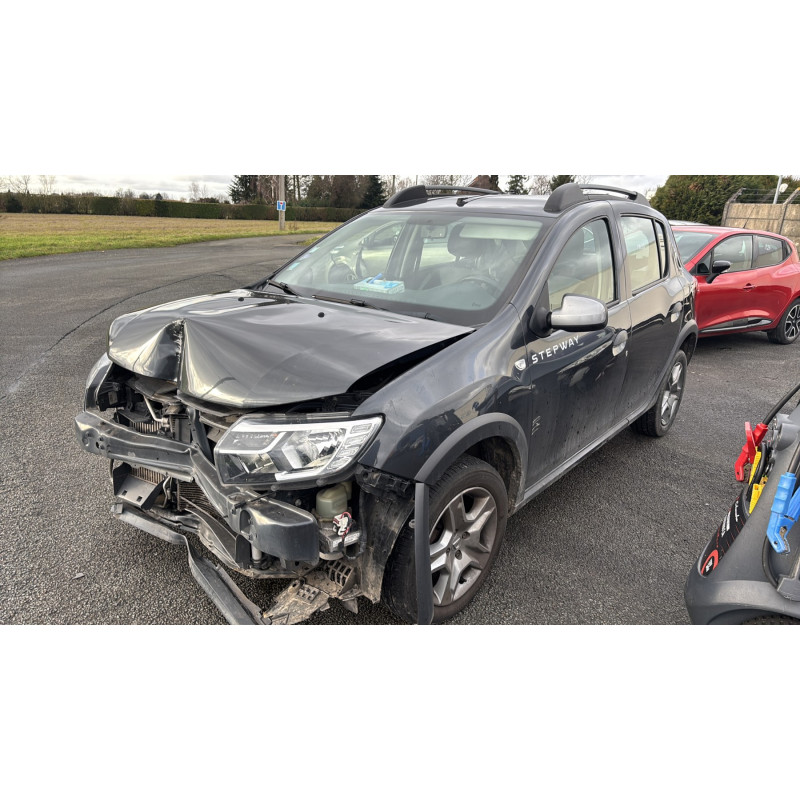 DACIA SANDERO 2 PHASE 2 0.9i - 12V TURBO TCE 90 Photo n°16
