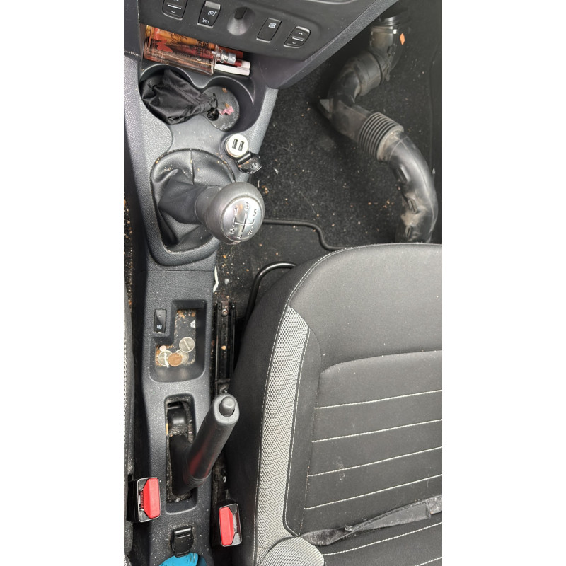 DACIA SANDERO 2 PHASE 2 0.9i - 12V TURBO TCE 90 Photo n°24