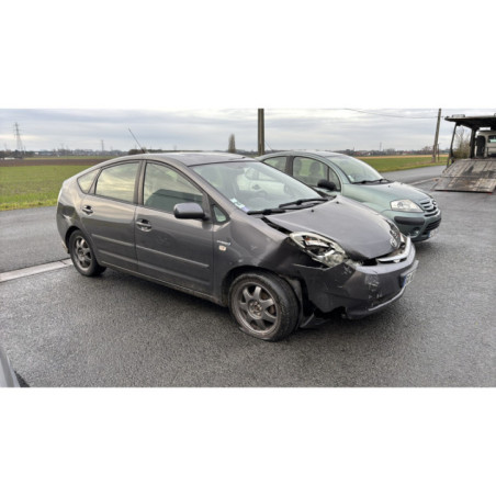 TOYOTA PRIUS 2 1.5i - 16V HYBRID