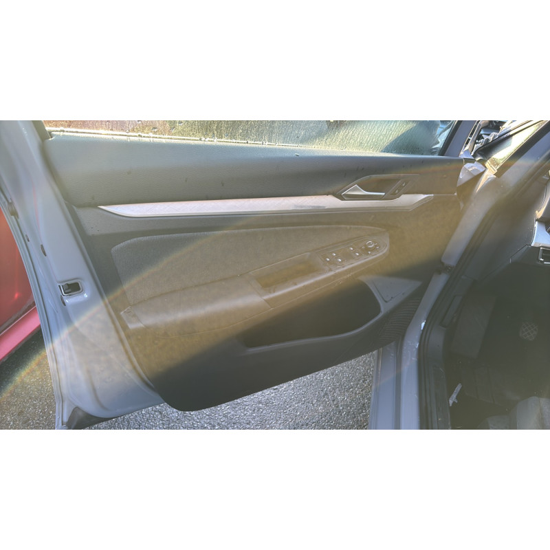 VOLKSWAGEN GOLF 8 SW PHASE 1 BREAK 1.5 TSI BLUE MOTION - 16V TURBO Photo n°12