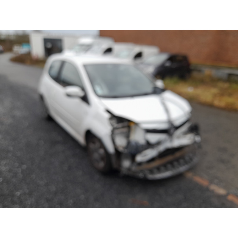 RENAULT TWINGO 2 PHASE 2 1.2i - 16V Photo n°3