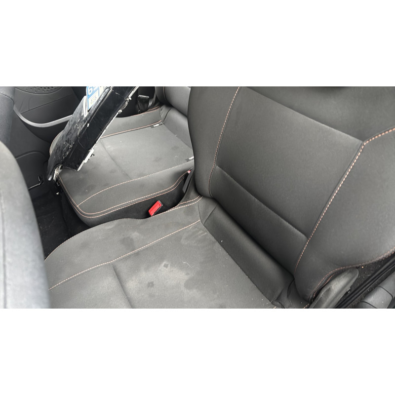 RENAULT TWINGO 2 PHASE 2 1.2i - 16V Photo n°17