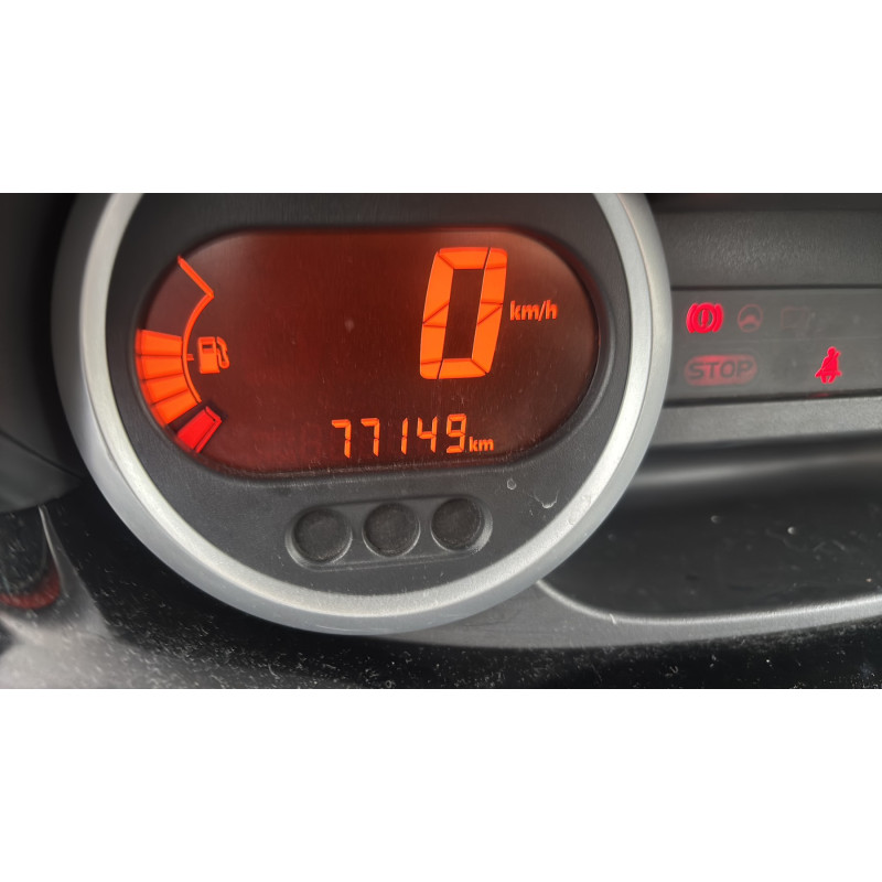 RENAULT TWINGO 2 PHASE 2 1.2i - 16V Photo n°19