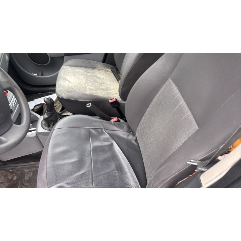 RENAULT MODUS PHASE 2 1.2i - 16V Photo n°19