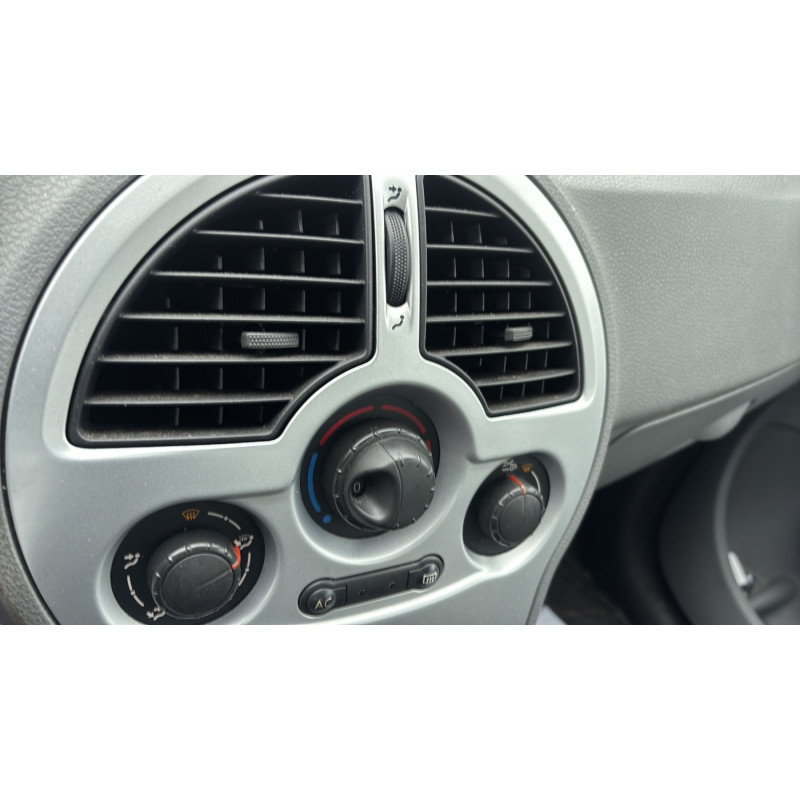 RENAULT MODUS PHASE 2 1.2i - 16V Photo n°22