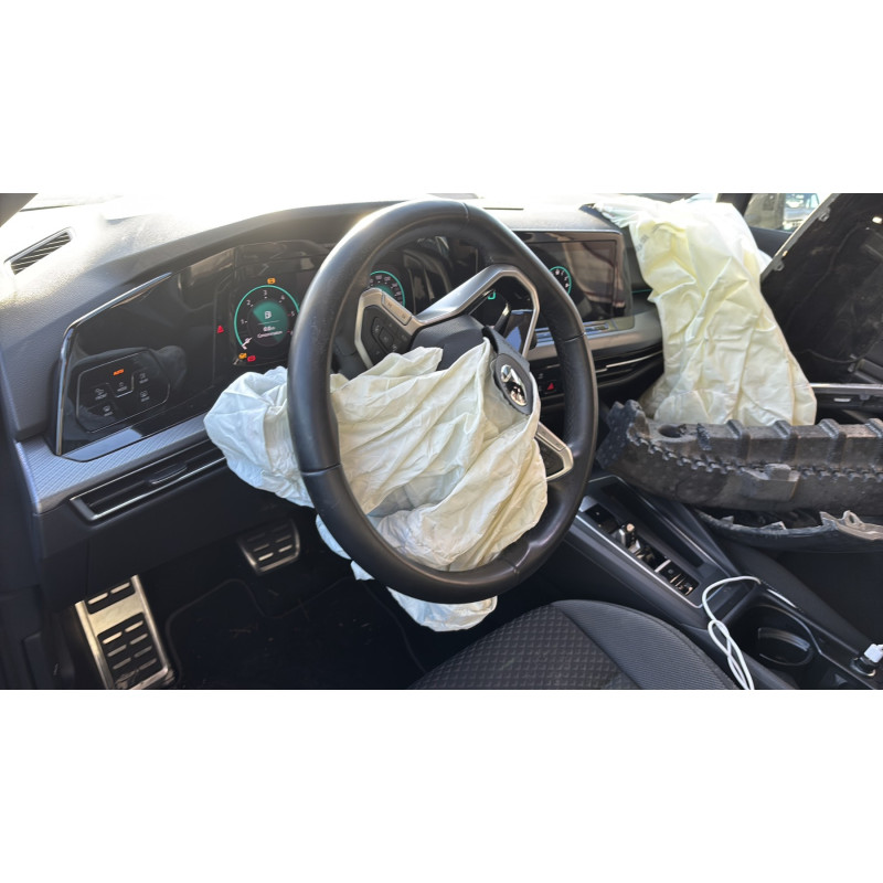 VOLKSWAGEN GOLF 8 PHASE 1 2.0 TDI - 16V TURBO Photo n°12