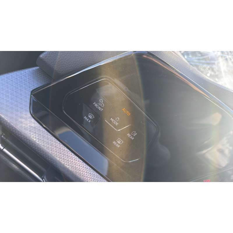 VOLKSWAGEN GOLF 8 PHASE 1 2.0 TDI - 16V TURBO Photo n°18
