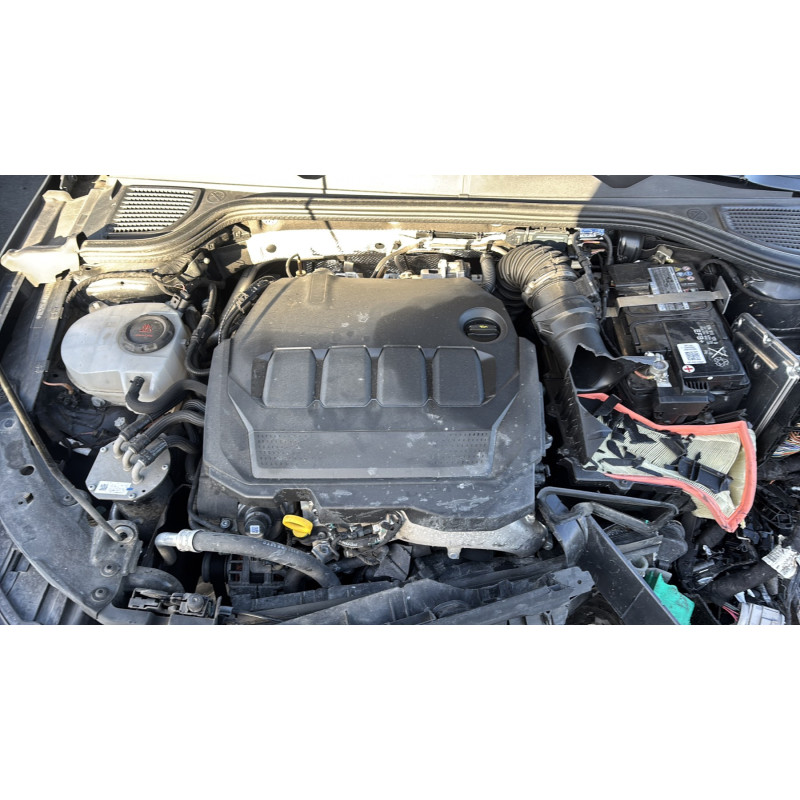 VOLKSWAGEN GOLF 8 PHASE 1 2.0 TDI - 16V TURBO Photo n°23