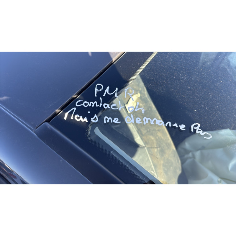 VOLKSWAGEN GOLF 8 PHASE 1 2.0 TDI - 16V TURBO Photo n°24