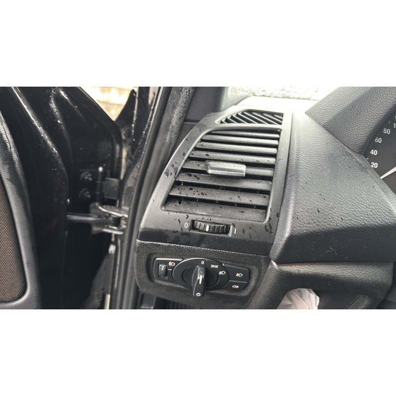 BMW SERIE 1 E87 PHASE 2 116d 2.0D - 16V TURBO Photo n°16