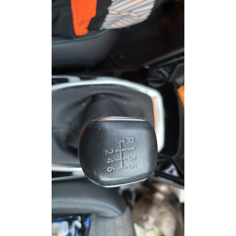 PEUGEOT 208 2 PHASE 1 1.2 PURETECH - 12V TURBO Photo n°7
