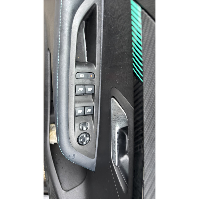 PEUGEOT 208 2 PHASE 1 1.2 PURETECH - 12V TURBO Photo n°17