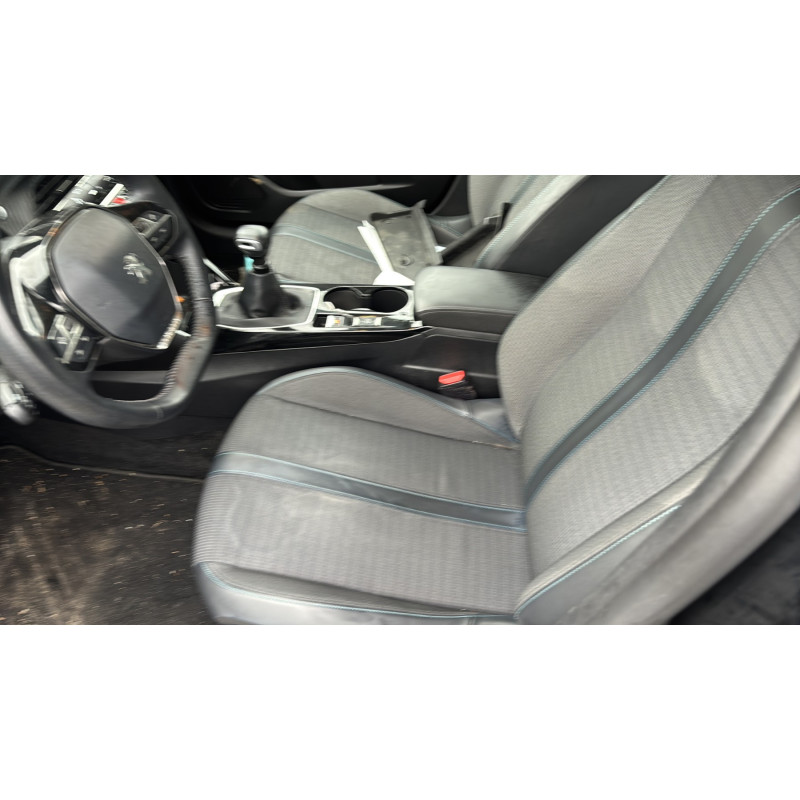 PEUGEOT 208 2 PHASE 1 1.2 PURETECH - 12V TURBO Photo n°18