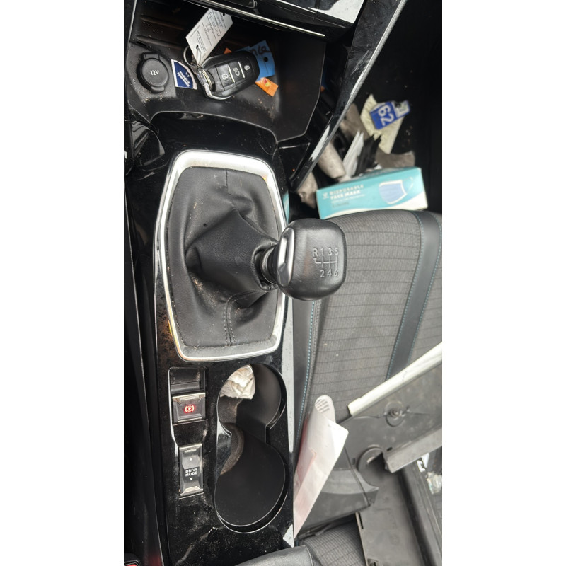 PEUGEOT 208 2 PHASE 1 1.2 PURETECH - 12V TURBO Photo n°23