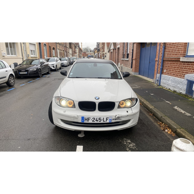 BMW SERIE 1 E87 PHASE 2 116d 2.0D - 16V TURBO Photo n°6