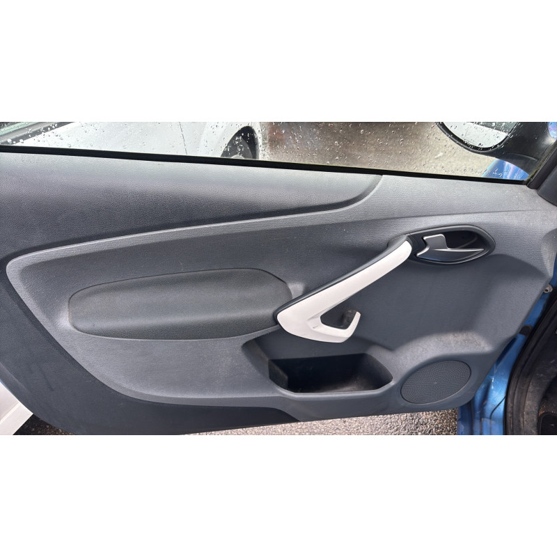FORD KA 2 PHASE 2 1.2i - 8V Photo n°9